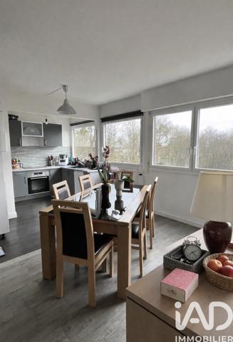 Appartement à vendre 4 pièces 79 m² Vaux-le-Pénil