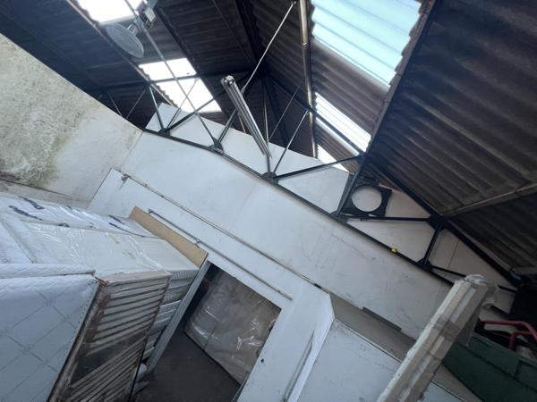 Vente murs / Local Industriel / Bâtiment