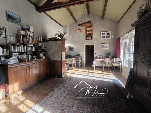 Plain-pied grand terrain, garage et pièce de vie,4 chambres