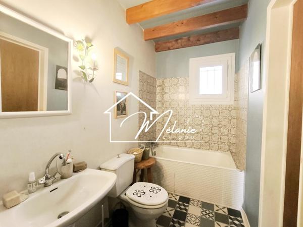 Plain-pied grand terrain, garage et pièce de vie,4 chambres