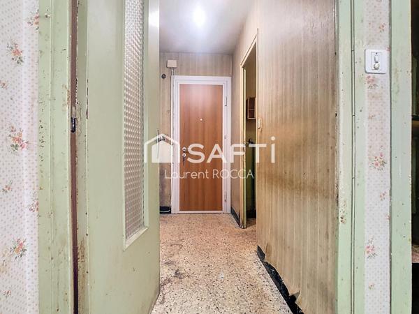 Appartement type T1 centre Moutiers à  renover