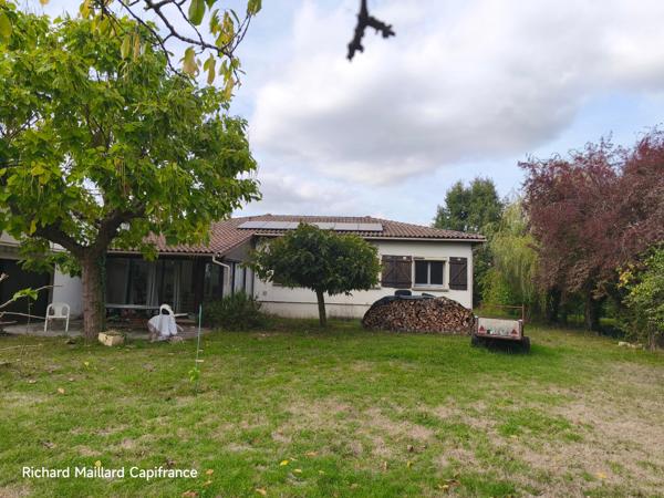 Plain-pied 130 m² sur terrain de 2 765 m² - Saint-Étienne-de-Tulmont (82)