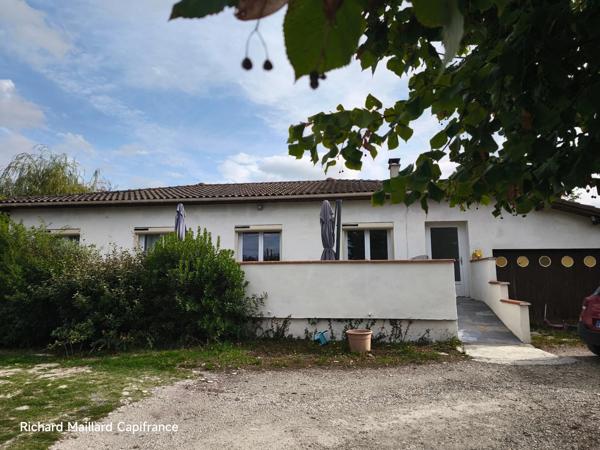 Plain-pied 130 m² sur terrain de 2 765 m² - Saint-Étienne-de-Tulmont (82)