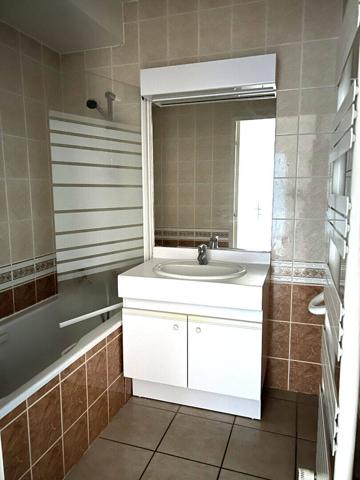 Appartement 2 pièces 51 m² SAINTE FOY LES LYON