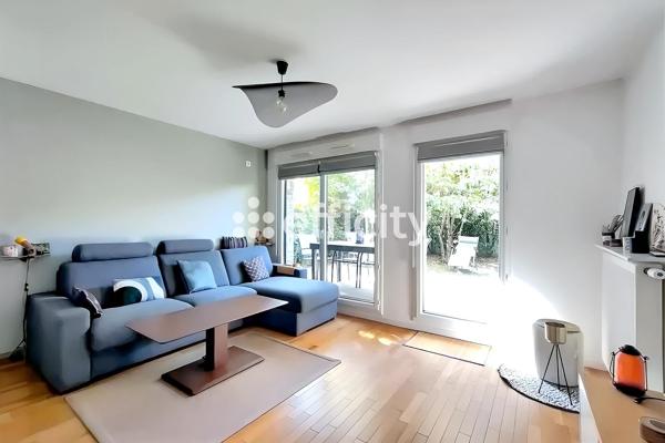 Appartement
         3 pièces
        - 60 m² Exclusivité 550 000 €*