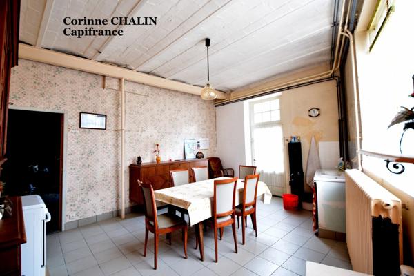 Maison à vendre 7 pièces 110m2 LE DONJON (03)