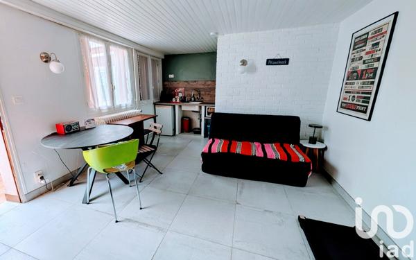 Maison à vendre 7 pièces 199 m² Saint-Martin-sur-le-Pré