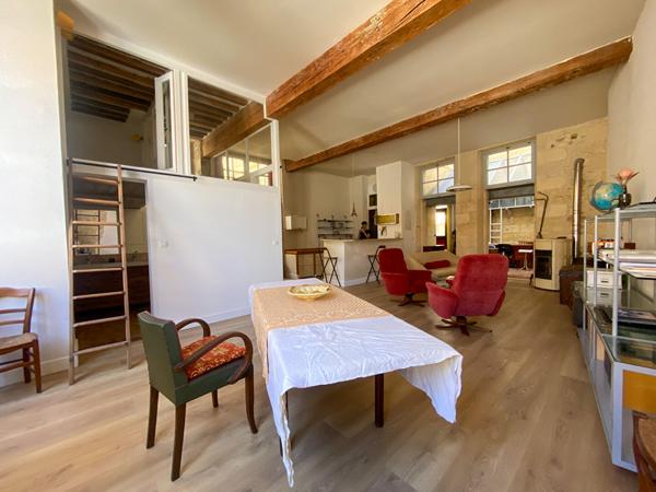 ARCHITECTURE ATYPIQUE- 1700 -Appartement avec terrasse - Bordeaux