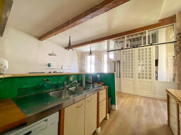 ARCHITECTURE ATYPIQUE- 1700 -Appartement avec terrasse - Bordeaux
