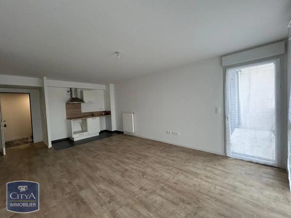 Appartement à louer 2 pièces 47.31m² Angers (49000)