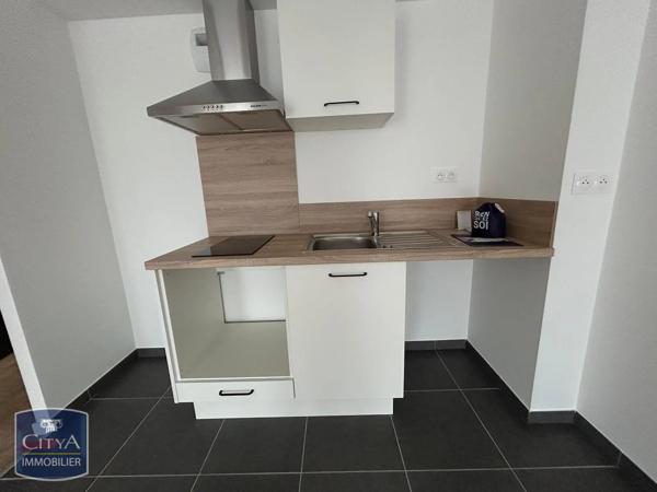Appartement à louer 2 pièces 47.31m² Angers (49000)