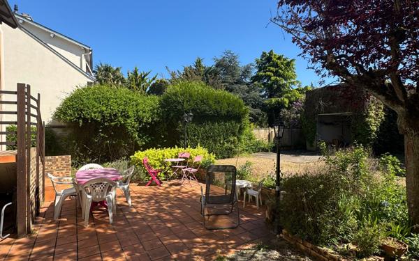 Maison à vendre    7 pièces • 180 m2 Mainvilliers