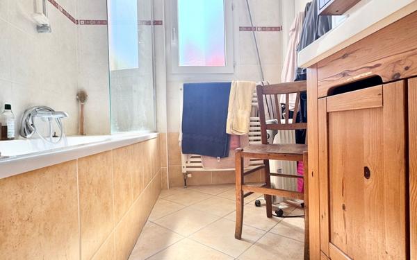 Maison à vendre    7 pièces • 180 m2 Mainvilliers