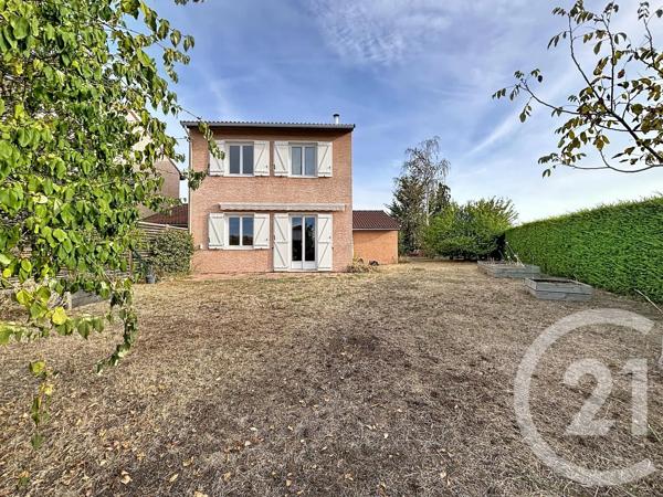 Maison à vendre  4 pièces - 88 m 2   CHATEAUGAY  - 63