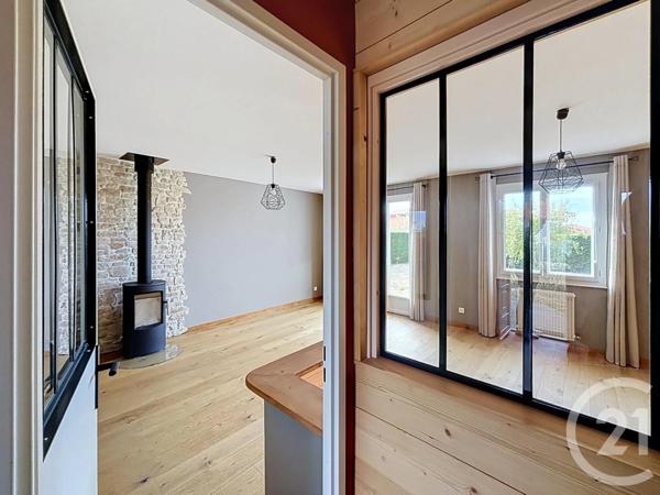 Maison à vendre  4 pièces - 88 m 2   CHATEAUGAY  - 63