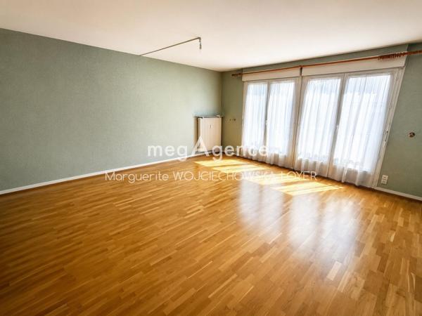 Appartement à ALENCON, 61000 - 2 pièces 60m²