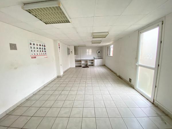 Bureaux à vendre de 120 m² à Saint-Quentin, secteur Saint Jean