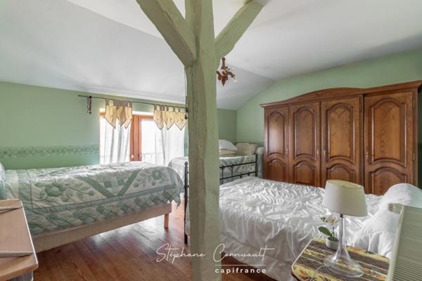 Maison en pierre de 280 m²