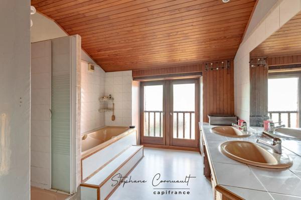 Maison en pierre de 280 m²