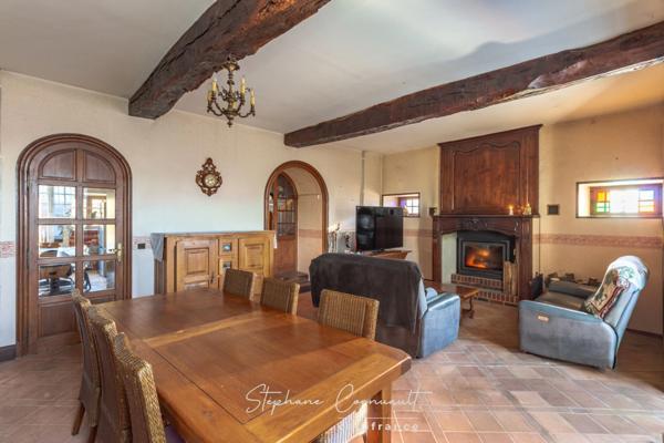 Maison en pierre de 280 m²