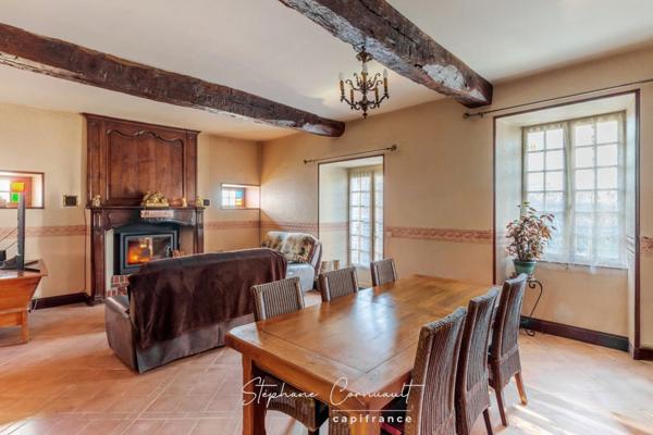 Maison en pierre de 280 m²