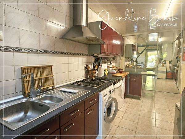 Maison de caractère 215m² - Terrain 860m² - SAINT PIERRE D'EYRAUD (24)