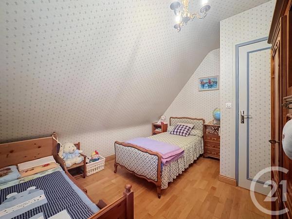 Maison à vendre  6 pièces - 121,87 m 2   BOHARS  - 29