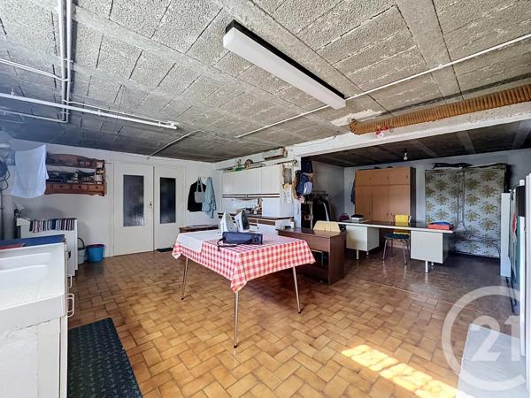 Maison à vendre  6 pièces - 121,87 m 2   BOHARS  - 29