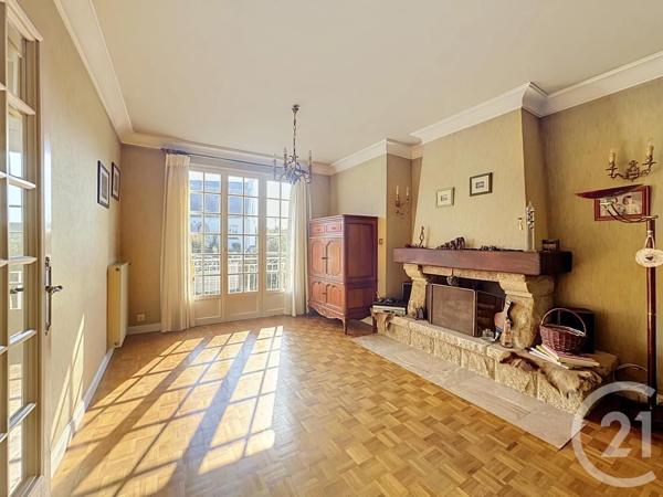 Maison à vendre  6 pièces - 121,87 m 2   BOHARS  - 29
