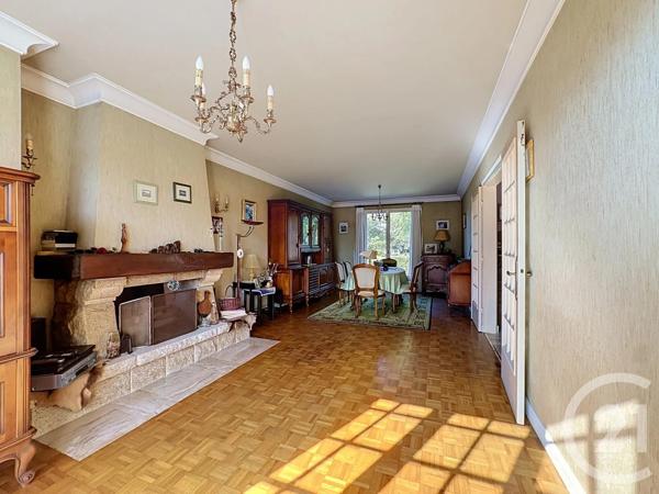 Maison à vendre  6 pièces - 121,87 m 2   BOHARS  - 29