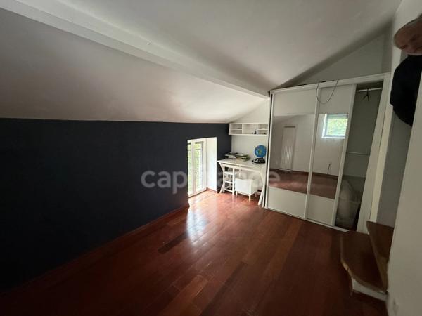 🏡 BAZEMONT 78–Propriété familiale 236 m²| 5 chambres dont 2 suites| Piscine|Véranda 30 m²|Terrain arboré 1 350 m² | Double accès