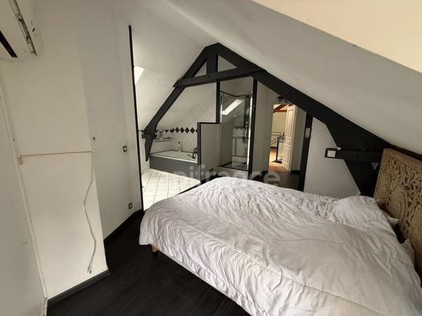 🏡 BAZEMONT 78–Propriété familiale 236 m²| 5 chambres dont 2 suites| Piscine|Véranda 30 m²|Terrain arboré 1 350 m² | Double accès
