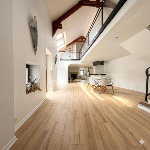 🏡 BAZEMONT 78–Propriété familiale 236 m²| 5 chambres dont 2 suites| Piscine|Véranda 30 m²|Terrain arboré 1 350 m² | Double accès