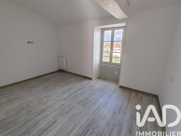 Location appartement 3 pièces 67 m² Magné