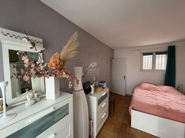 Appartement 2 pièce(s) 48.88 m2 279 000 € **  - Référence  4667