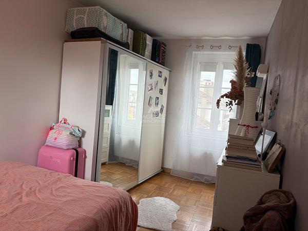Appartement 2 pièce(s) 48.88 m2 279 000 € **  - Référence  4667