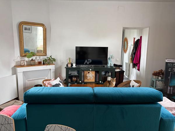 Appartement 2 pièce(s) 48.88 m2 279 000 € **  - Référence  4667