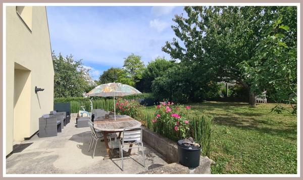 À VENDRE – MAISON FAMILIALE NON MITOYENNE – CHESSY BOURG – 4 CHAMBRES – JARDIN 518 m²