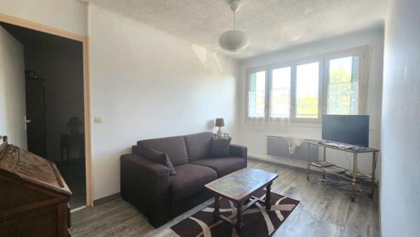 Vente                                                      Appartement
                        
                     2 pièces                      38 m2                     à Poursac
