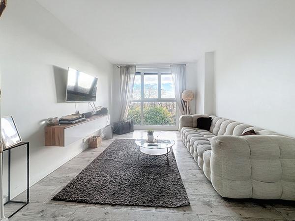 Appartement Suresnes 3 pièce(s) 62 m2