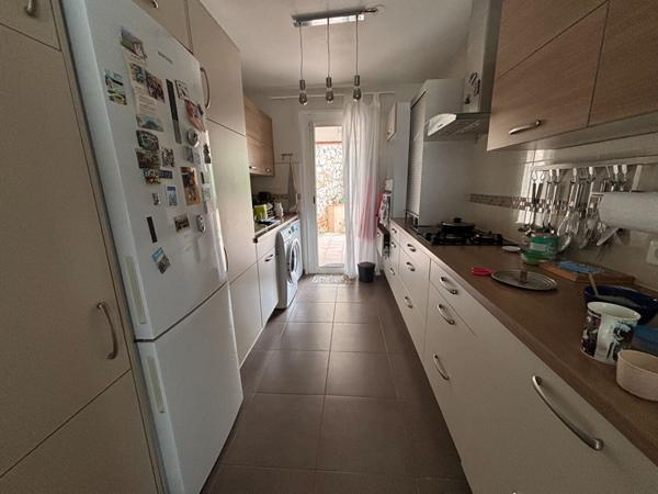 A vendre, Maison Marseille 11ème La Valentine, 80 m2 sur parcelle de 250m2. Garage