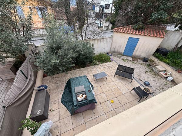 A vendre, Maison Marseille 11ème La Valentine, 80 m2 sur parcelle de 250m2. Garage