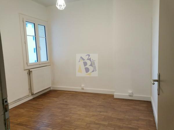 Vente t4 Angouleme (16000), 71.62m² avec 4 pièce(s) dont 2 chambre(s). Agence Allard Brimeaud