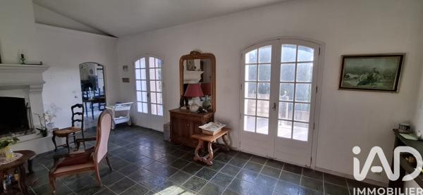 Maison à vendre 5 pièces 185 m² Le Revest-les-Eaux