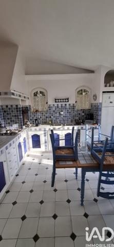 Maison à vendre 5 pièces 185 m² Le Revest-les-Eaux