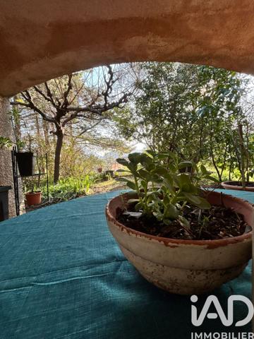 Maison à vendre 5 pièces 185 m² Le Revest-les-Eaux