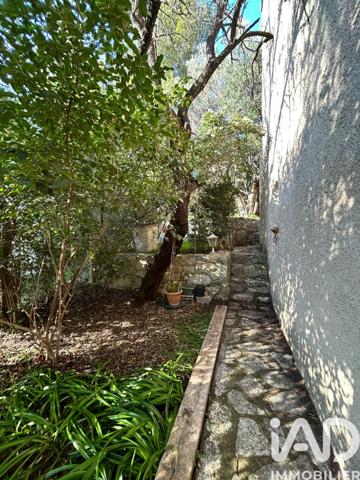 Maison à vendre 5 pièces 185 m² Le Revest-les-Eaux