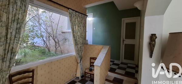 Maison à vendre 5 pièces 185 m² Le Revest-les-Eaux