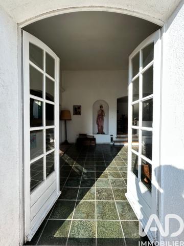 Maison à vendre 5 pièces 185 m² Le Revest-les-Eaux