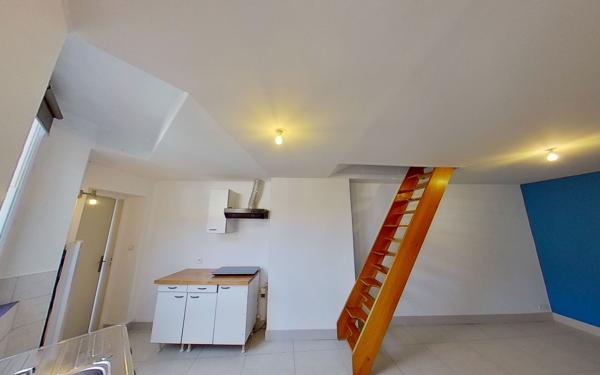 Appartement à louer    2 pièces • 45,38 m2 Lyon 2